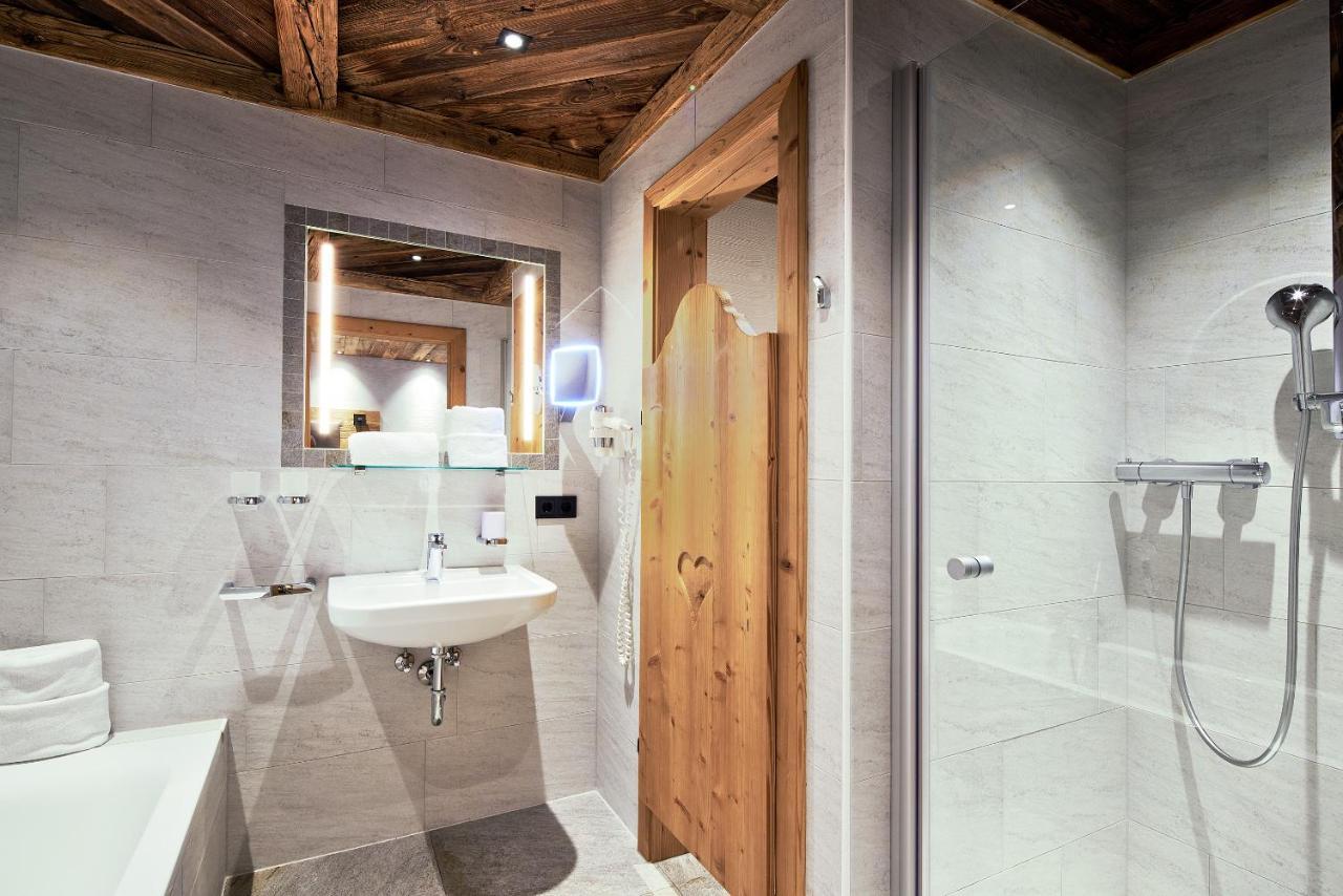 Promi Alm Flachau - Luxus Chalets Luaran gambar